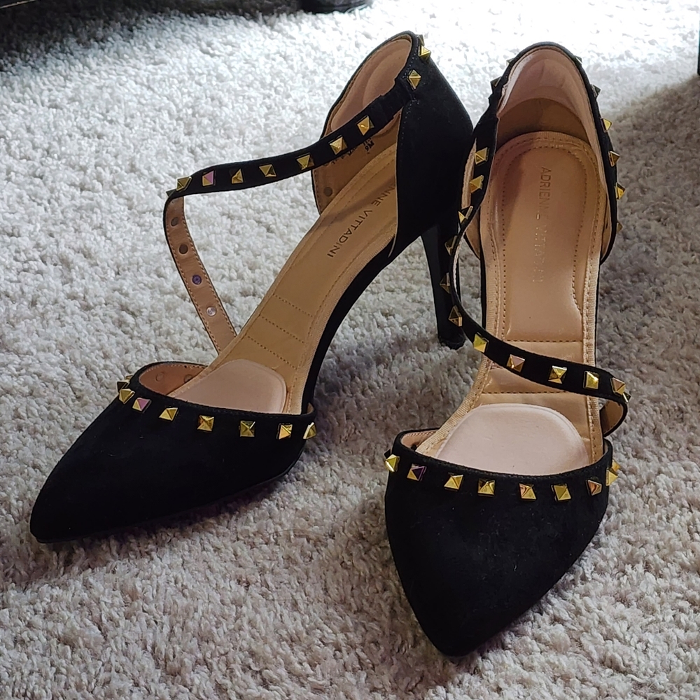 Size Studded Heels